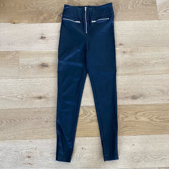 White Fox Boutique - Acting Out Pants in Black with Silver - Picture 1 of 7